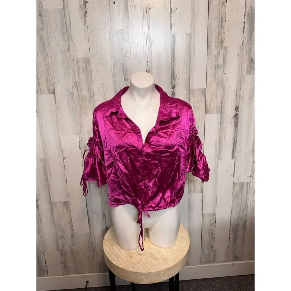 New Look Pink Satin Blouse 2X Tie Front Cropped Top Short Sleeve Button Up Fuchs